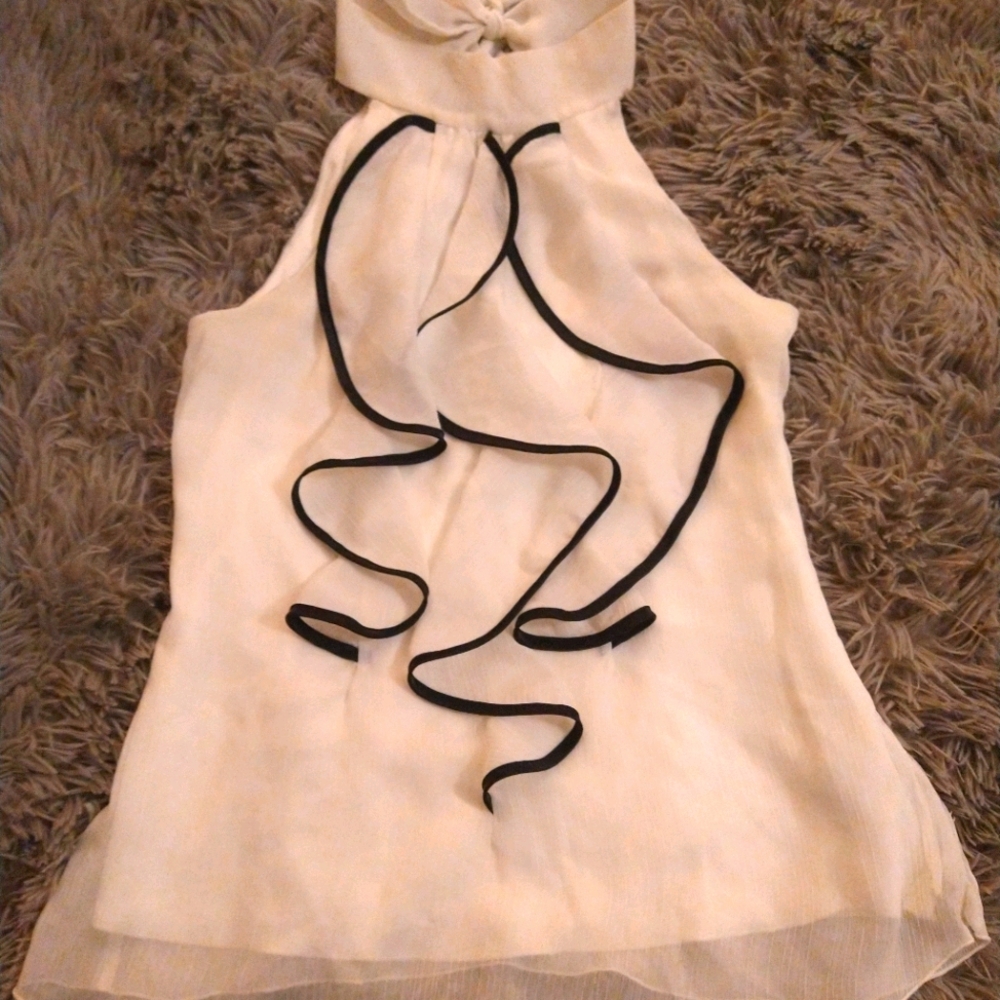 Cute blouse